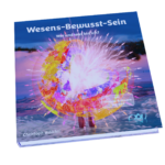 Was wäre, wenn du dich als das lichtvolle Wesen sehen könntest, das du bist? Du würdest vor lauter Freude Tränen vergiessen – so schön und wundervoll bist du. Dieses Buch unterstützt dich dabei, ein tiefes Verständnis über dich als Wesen zu entwickeln und eine völlig andere Sichtweise auf das Leben zu entdecken. Basis dafür ist das Wissen um die Vorgänge in Körper, Psyche, Seele und Geist und deren Vermächtnisse, verbunden mit vielen Reflexionsübungen – dem Wesens-Erinnern. Das Wesens-Erinnern – WE-ER® – eine von mir entwickelte Methode, um dich als Wesen zu erkennen, indem du dein Erleben immer wieder in Liebe und Licht tunkst – denn Liebe und Licht bist du. Die Wesens-Bewusstheit ist der erste Schritt auf dem Weg zum Wesens-Bewusst-Sein mit dem du dich in Ruhe und innerem Frieden erlebst. Du handelst mit einer neuen Art der Präsenz, Klarheit und Stärke. Das unterstützt dich dabei, besser mit alltäglichen Konflikten und Herausforderungen umzugehen. Die Hölle wird zum Paradies und du bist ein wärmendes Licht für diese Welt. Denn du und wir alle – wir sind weit mehr als wir je zu denken gewagt haben.